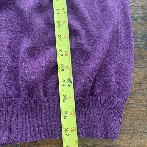 Gorgeous, purple, long sleeve sweater - women’s size Medium. 100% cotton - Picture 6 of 9